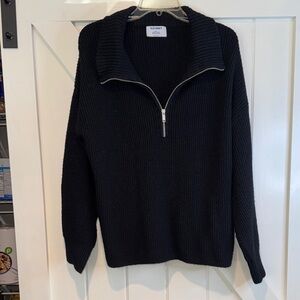 Old Navy Men’s Black Zip-Front Chunky Knit Sweater
